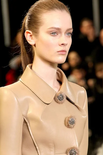 Look 81